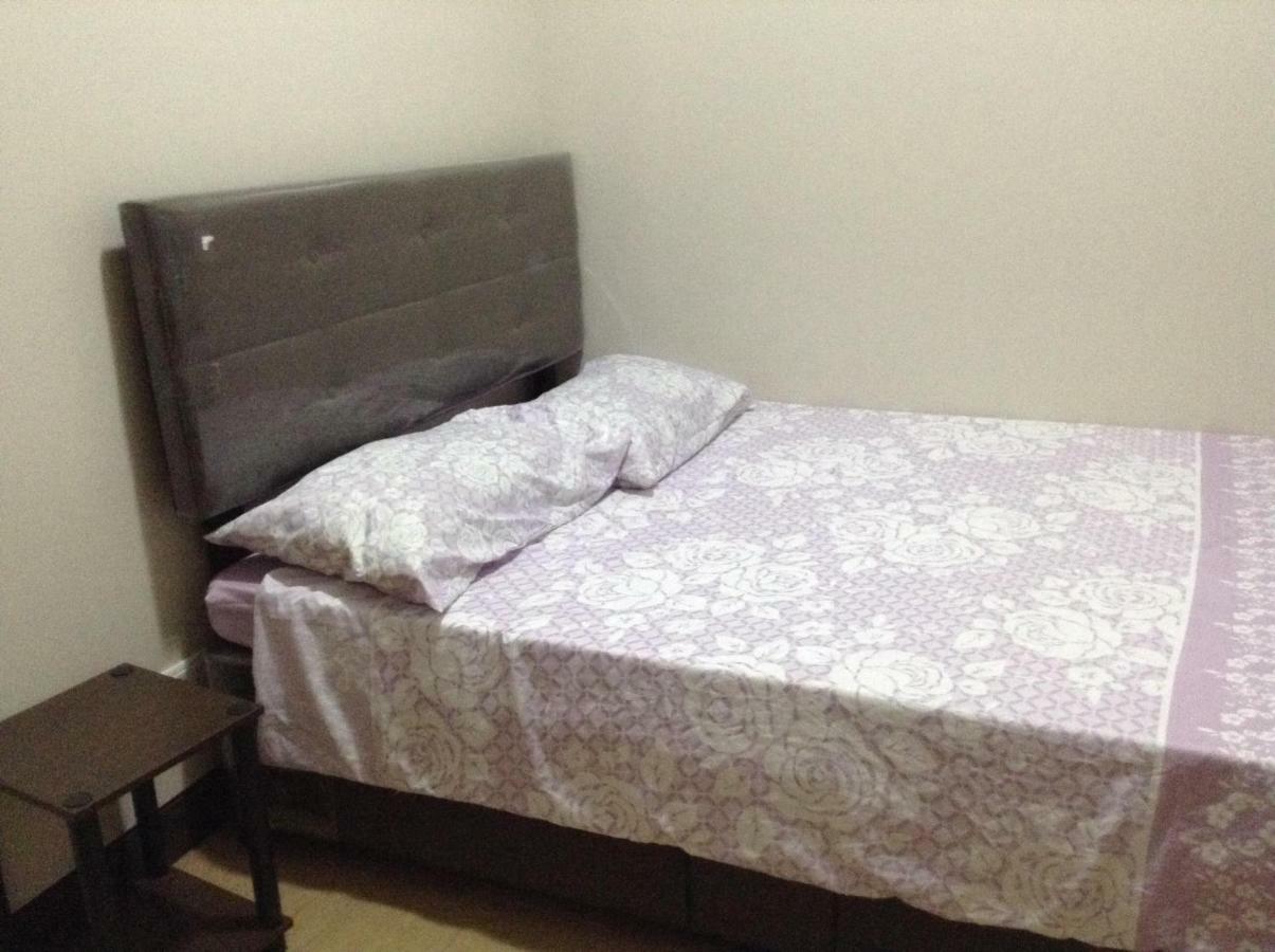 Cubao Manhattanheights Unit 11A Tower B, 2Br Manila Esterno foto
