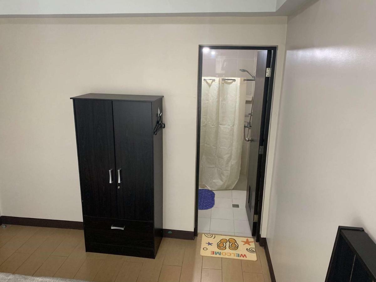 Cubao Manhattanheights Unit 11A Tower B, 2Br Manila Esterno foto